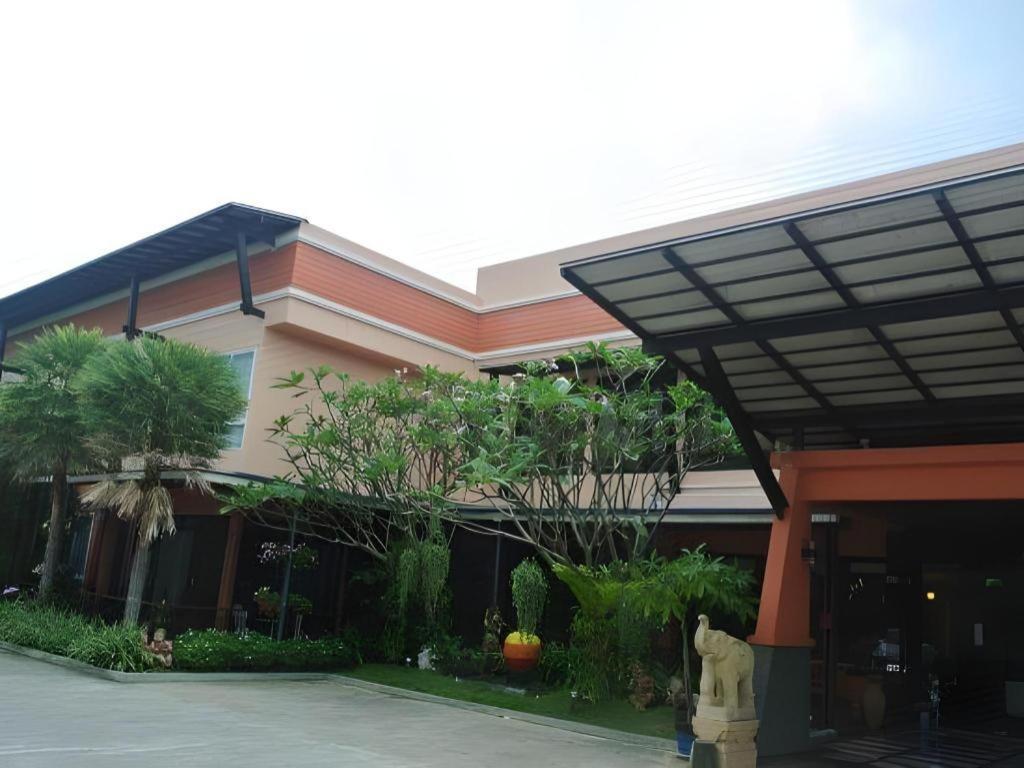 City Park Hotel Phatthalung Luaran gambar